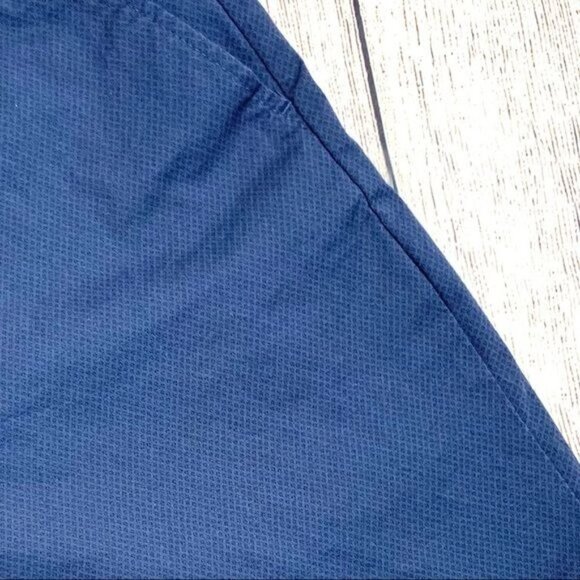 Banana Republic Blue Fulton Chino Shorts Size 38 - Picture 3 of 5